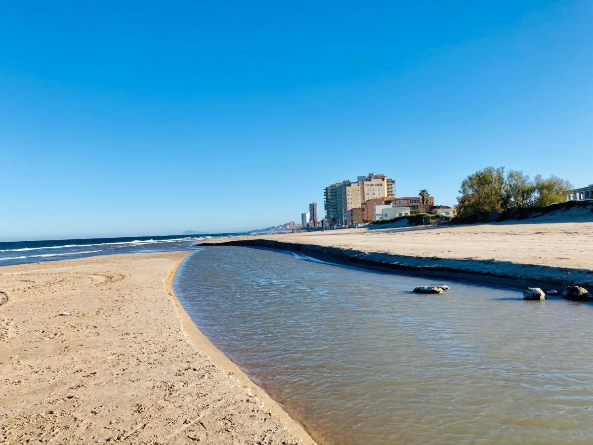 Beachfront And Peaceful Apartment Mareny Barraquetas Экстерьер фото