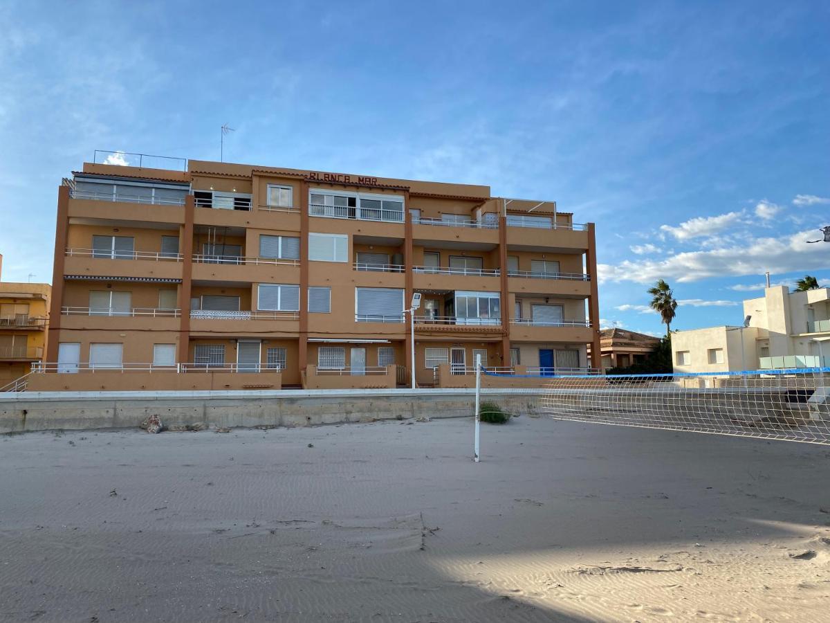 Beachfront And Peaceful Apartment Mareny Barraquetas Экстерьер фото